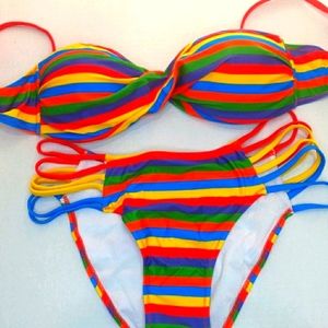 Pretty Two Piece Bikini 👙